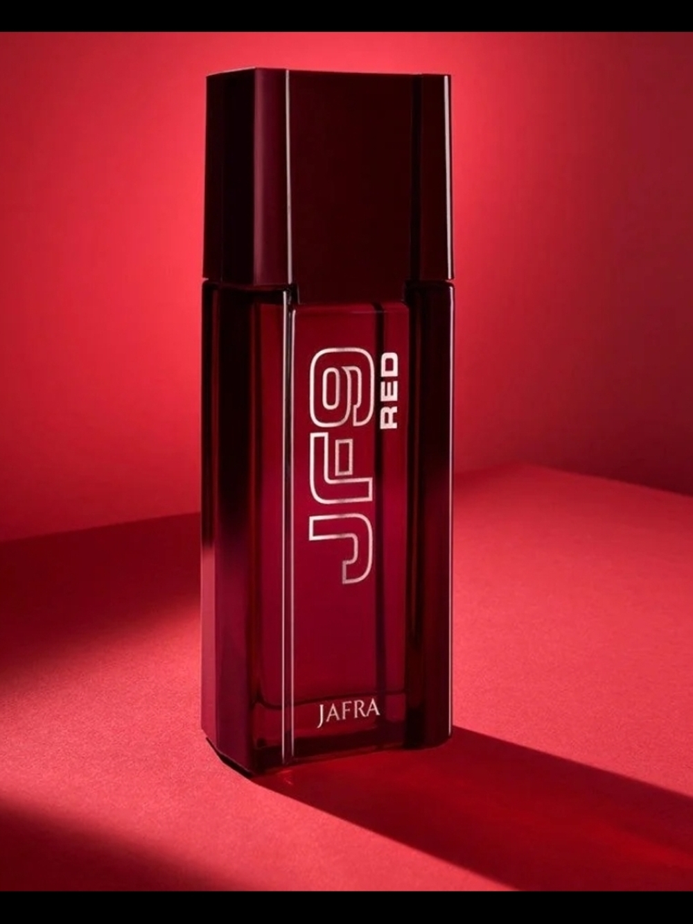 JAFRA Red Gloss Fragrance Bottle